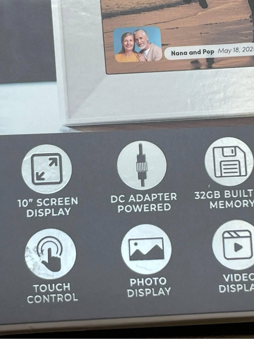 Brookstone 10” WiFi Digital Picture & Video Frame 32GB Touchscreen NEW in Box